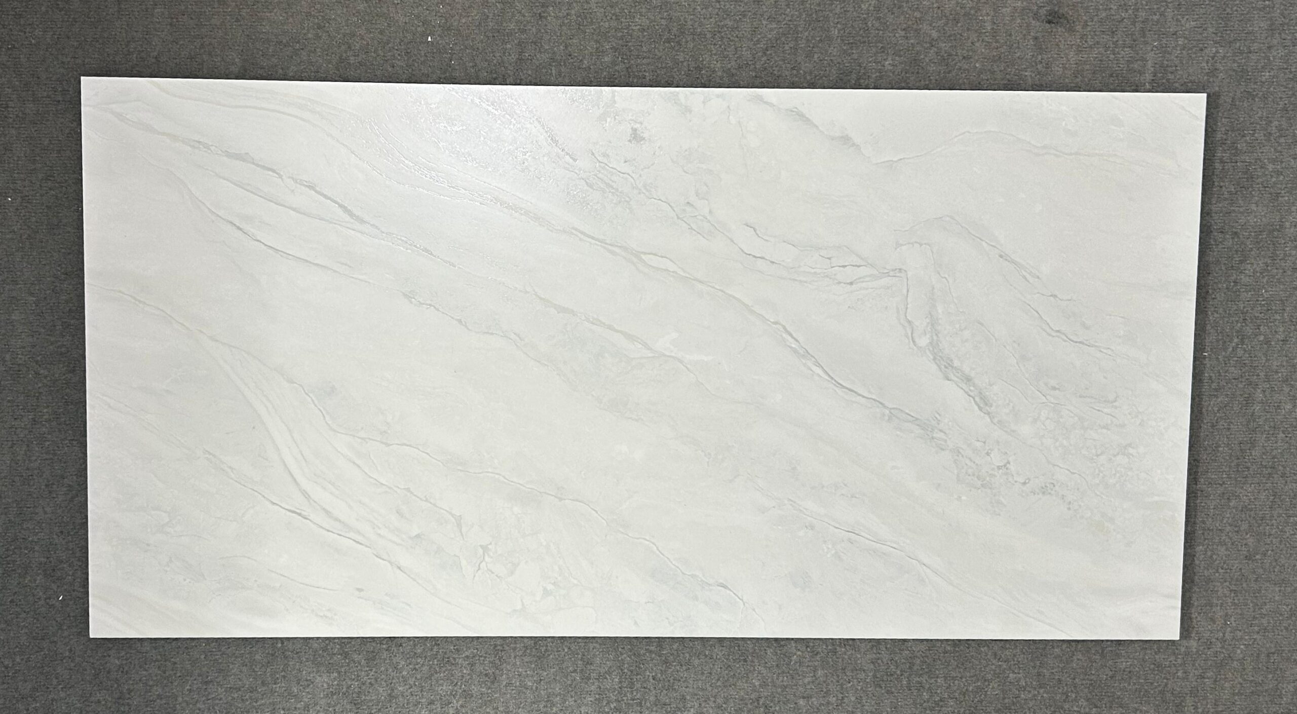 Porcelanato Carving Grizzont Blanco - Mate Con Vetas Brillantes 60x120 ...